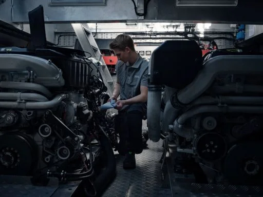 cánh bơm nước biển Volvo Penta 2
