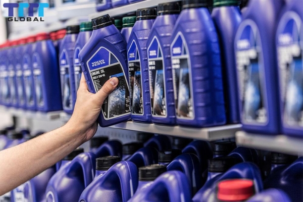 What products and services does Volvo Penta shop offer? Volvo Penta Maintenance and Repair Guide & Advice