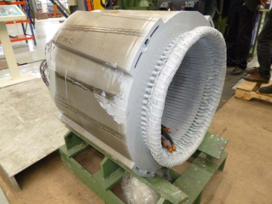 The Outstanding Power of the 1500kVA Alternator đầu phát điện 1500 kva 2